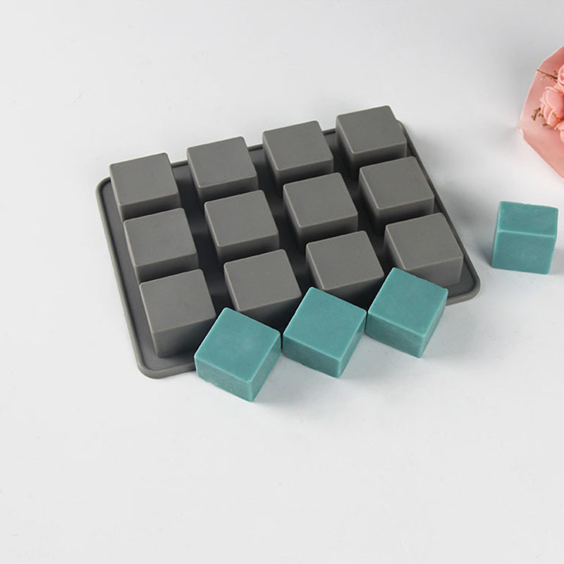 1 PCS Silicone Soap Molds 12 C - Soap Making Store 评论和价格